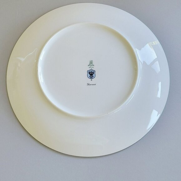 Vintage PM Jaeger & Co Harvest Dinner Plate, Pineapple & Strawberry, Heavy Gold - Picture 5 of 10